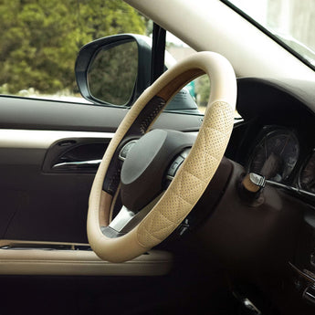 beige-steering-wheel-detail